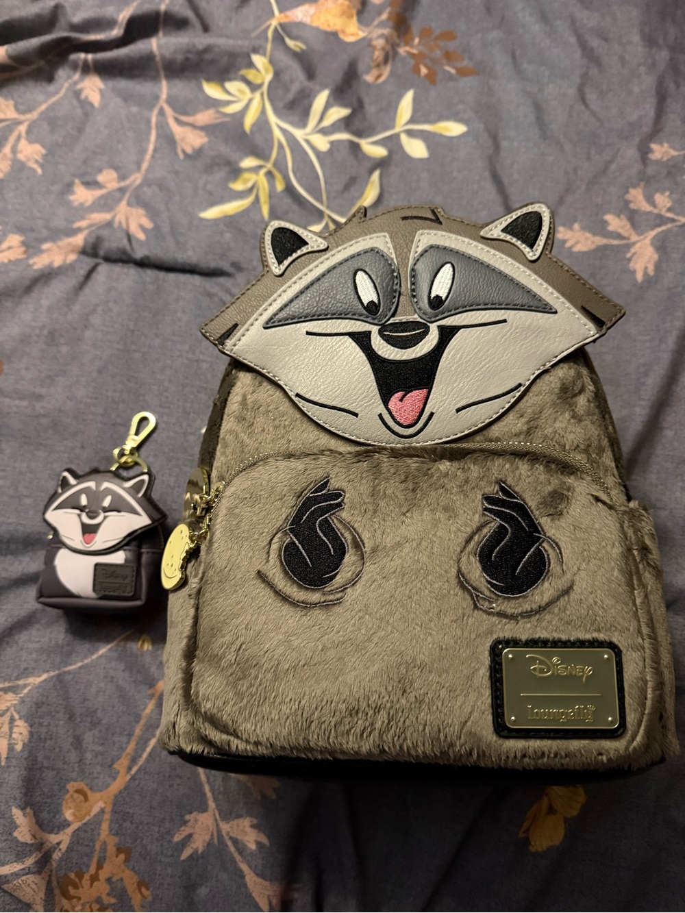 Disney Meeko Plush Kids Mini Backpack and mico in Gray